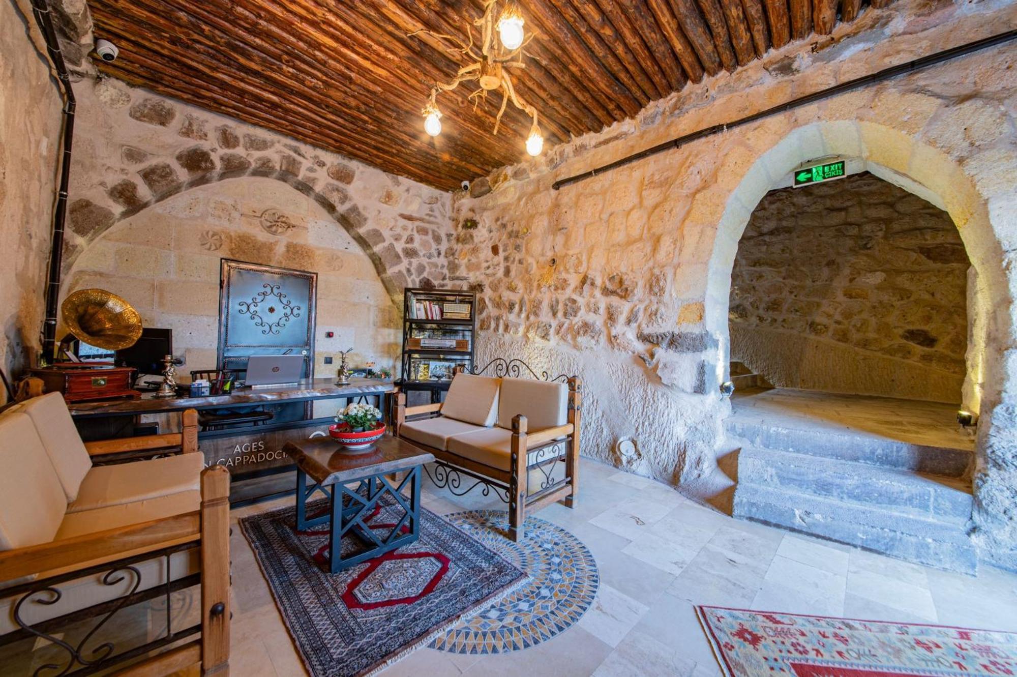 Hotel Ages In Cappadocia à Uçhisar Extérieur photo
