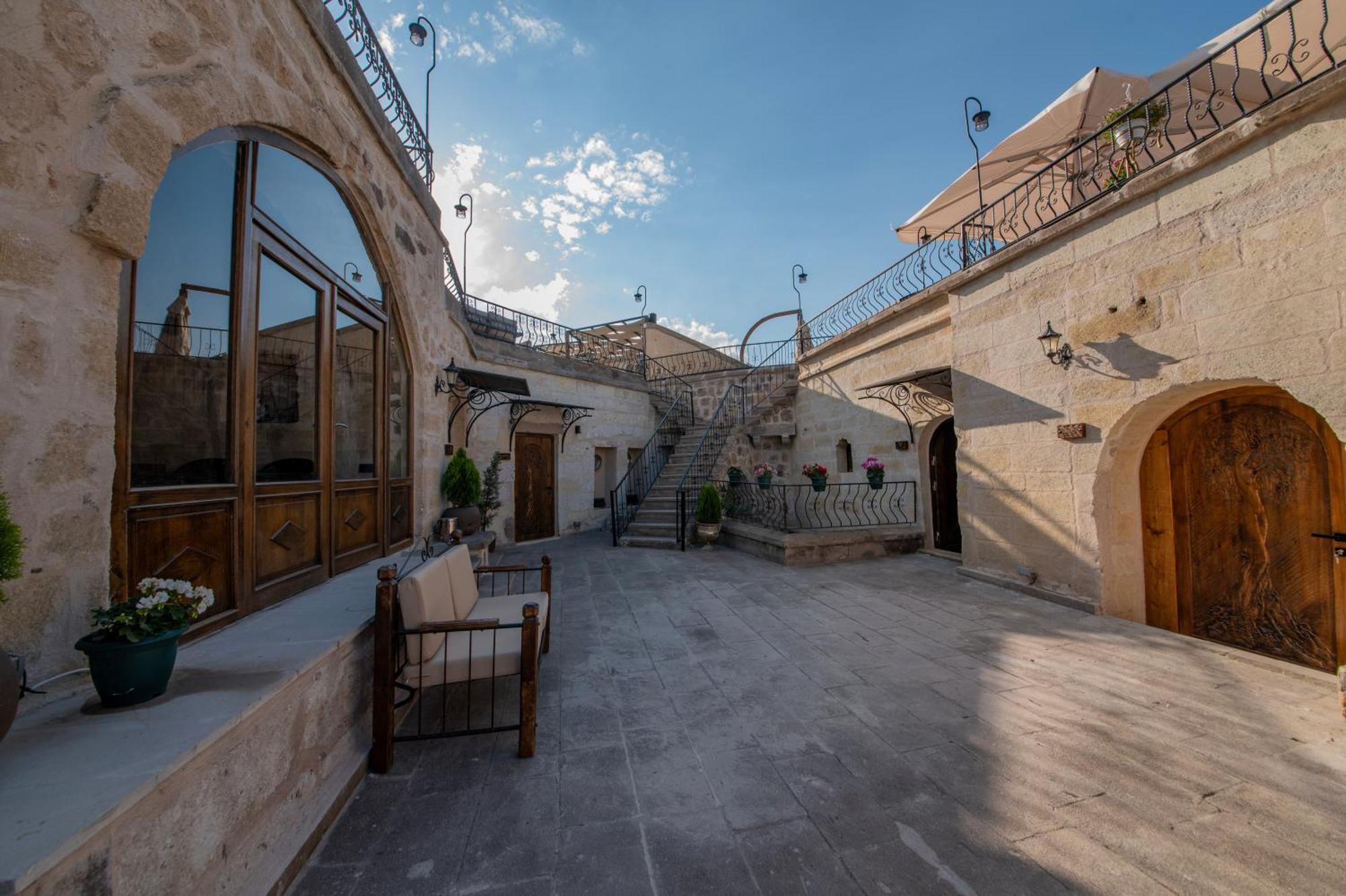 Hotel Ages In Cappadocia à Uçhisar Extérieur photo