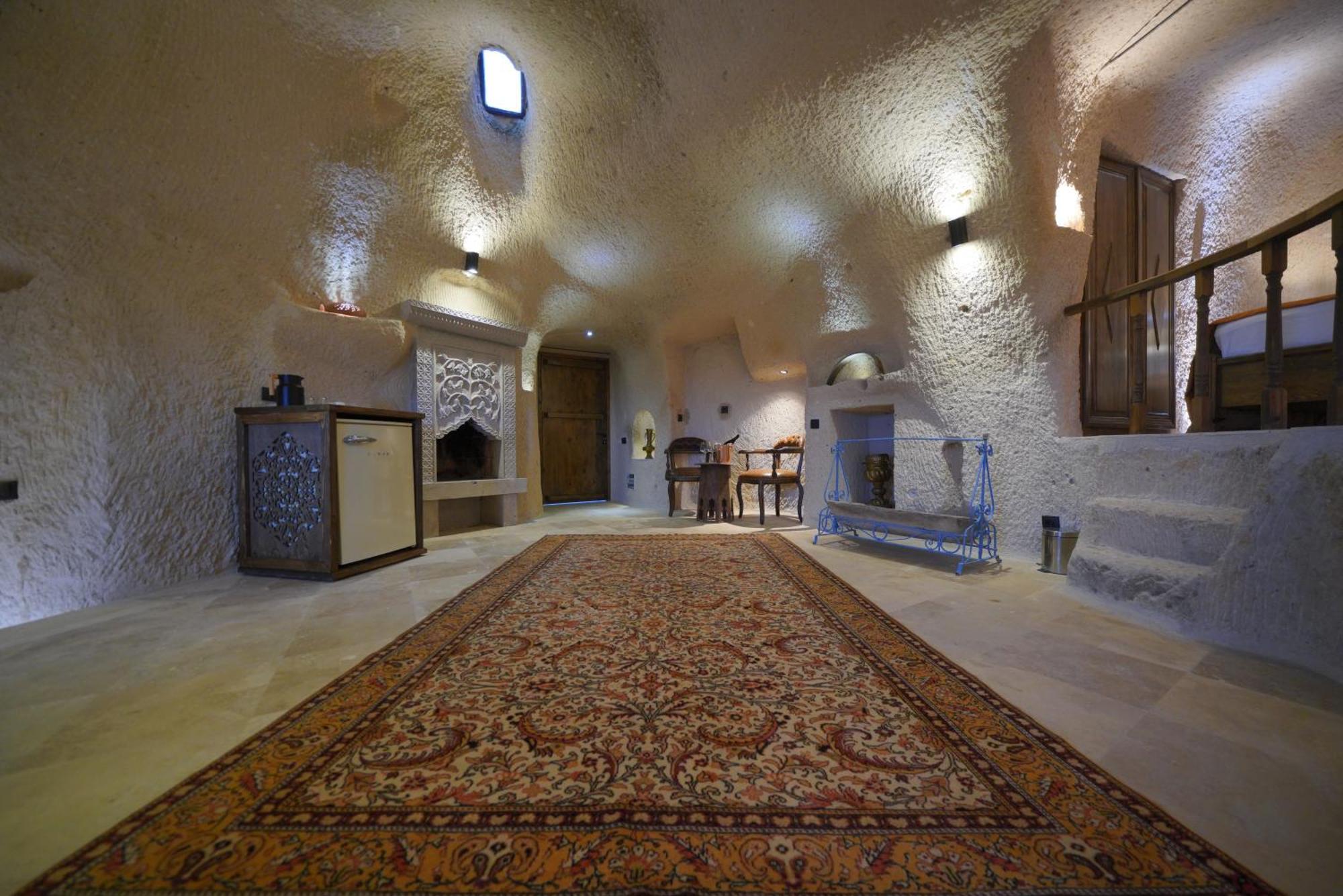 Hotel Ages In Cappadocia à Uçhisar Extérieur photo