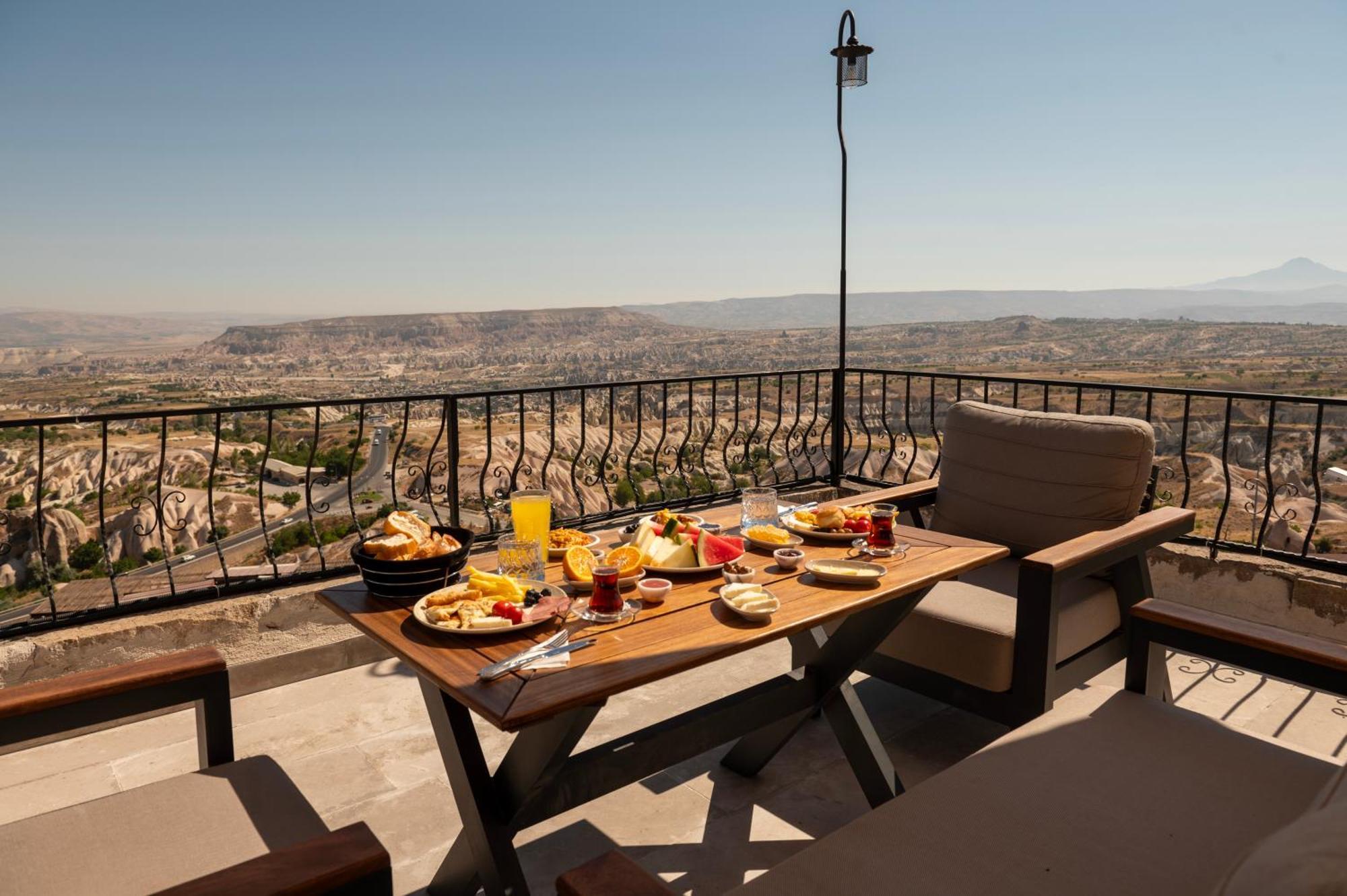 Hotel Ages In Cappadocia à Uçhisar Extérieur photo