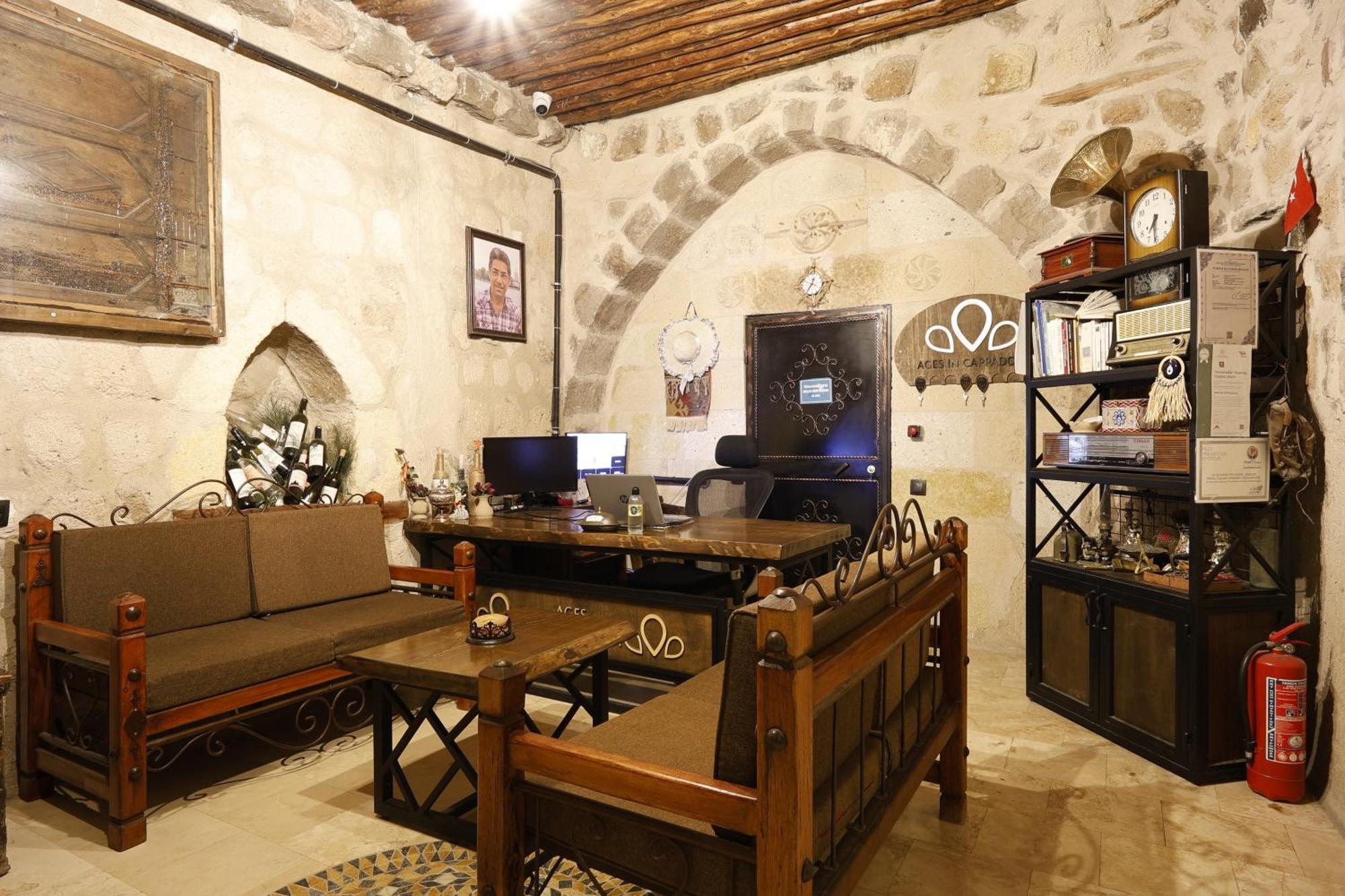 Hotel Ages In Cappadocia à Uçhisar Extérieur photo